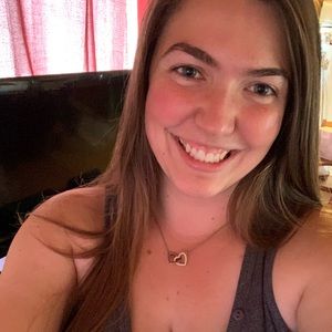 Meet your Posher, Zoe